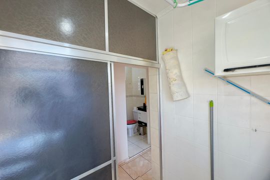 Área de Serviço de apartamento para alugar com 2 quartos, 54m² em Jardim Tranquilidade, Guarulhos