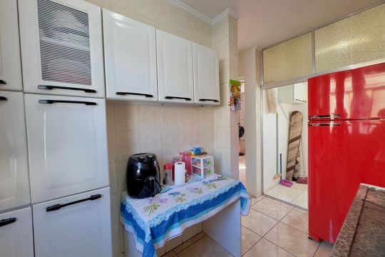 Cozinha de apartamento para alugar com 2 quartos, 54m² em Jardim Tranquilidade, Guarulhos