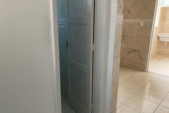 Cozinha de apartamento para alugar com 3 quartos, 60m² em Bonsucesso, Rio de Janeiro