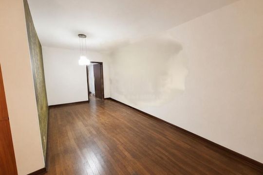 Casa à venda com 3 quartos, 176m² em Indianópolis, São Paulo