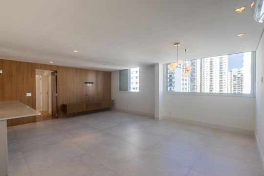 Apartamento à venda com 2 quartos, 100m² em Indianópolis, São Paulo
