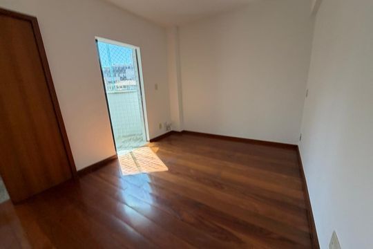 Apartamento para alugar com 4 quartos, 130m² em União, Belo Horizonte