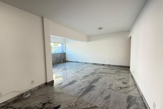 Apartamento para alugar com 4 quartos, 130m² em União, Belo Horizonte