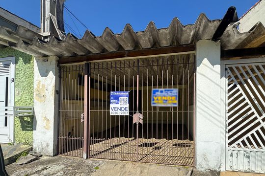 Fachada de casa à venda com 2 quartos, 140m² em Conjunto Habitacional Sao Fernando, São Bernardo do Campo