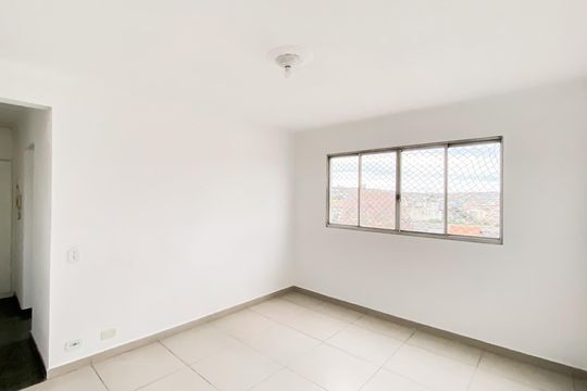 Sala de apartamento para alugar com 2 quartos, 69m² em Vila Paranagua, São Paulo