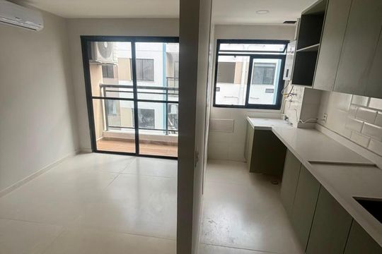 Cozinha de apartamento à venda com 2 quartos, 48m² em Recreio dos Bandeirantes, Rio de Janeiro