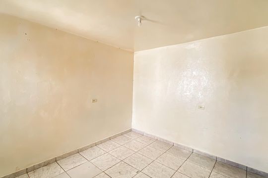 Suite  de casa para alugar com 1 quarto, 28m² em Jardim Belem, São Paulo