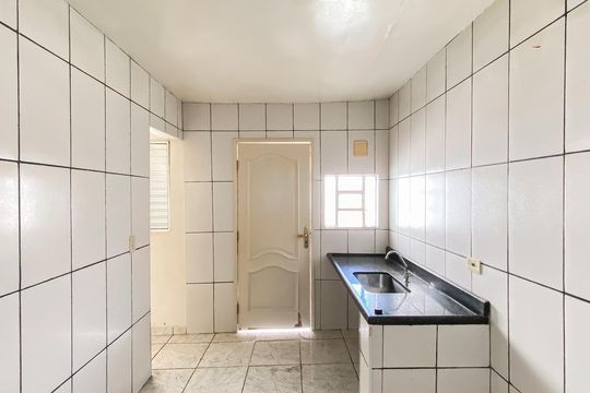 Cozinha  de casa para alugar com 1 quarto, 28m² em Jardim Belem, São Paulo