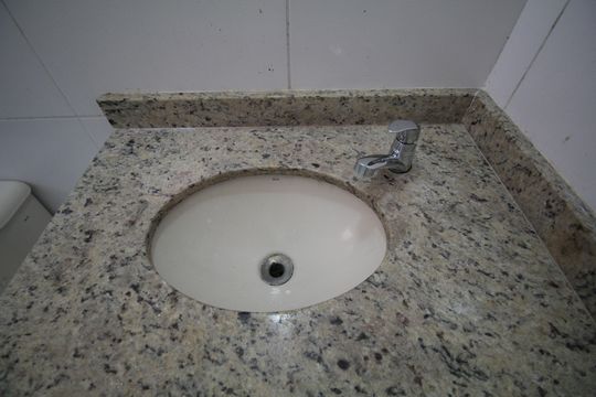 Banheiro de apartamento para alugar com 3 quartos, 76m² em Vila Prel, São Paulo