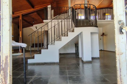 Sala de casa para alugar com 5 quartos, 350m² em Cidade Universitária, Campinas