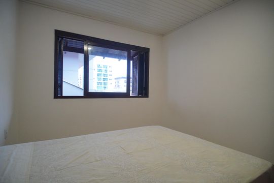 Quarto  de apartamento para alugar com 1 quarto, 48m² em Cristo Rei, São Leopoldo