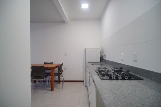 Cozinha de apartamento para alugar com 1 quarto, 48m² em Cristo Rei, São Leopoldo