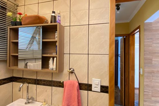 Banheiro de apartamento para alugar com 3 quartos, 68m² em I.a.p.i., Osasco