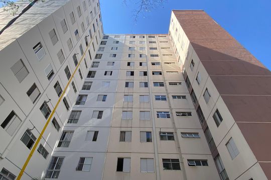 Fachada do bloco de apartamento para alugar com 3 quartos, 68m² em I.a.p.i., Osasco