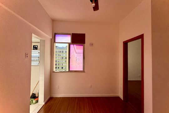Kitnet/Studio para alugar com 1 quarto, 33m² em Centro, Rio de Janeiro