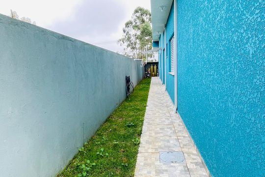 Corredor lateral de casa de condomínio para alugar com 3 quartos, 164m² em Residencial San Diego (paysage Vert), Cotia