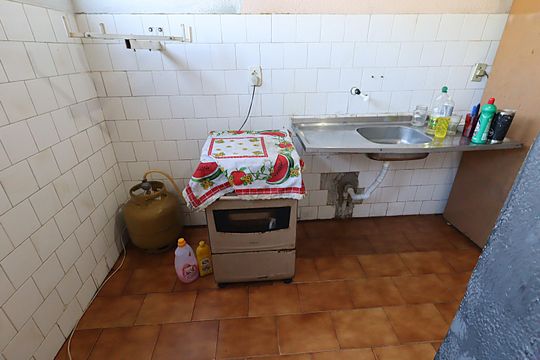 Cozinha de apartamento para alugar com 1 quarto, 46m² em Jardim Itu, Porto Alegre