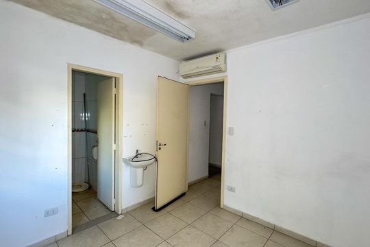 Casa para alugar com 7 quartos, 220m² em Santo Amaro, São Paulo