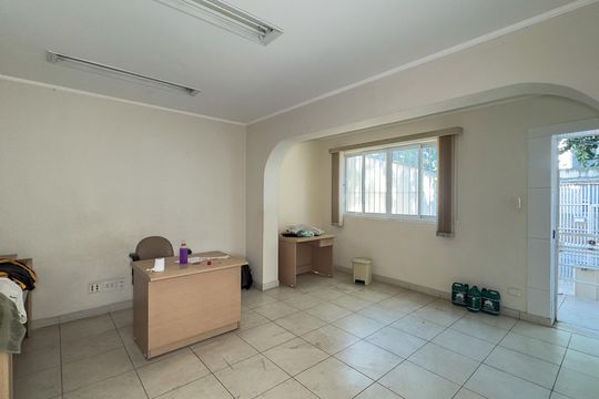 Casa à venda com 7 quartos, 220m² em Santo Amaro, São Paulo