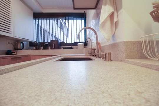 Cozinha / area de serviço  de apartamento para alugar com 2 quartos, 70m² em Pompeia, São Paulo