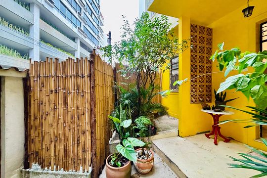 Casa para alugar com 2 quartos, 65m² em Humaitá, Rio de Janeiro