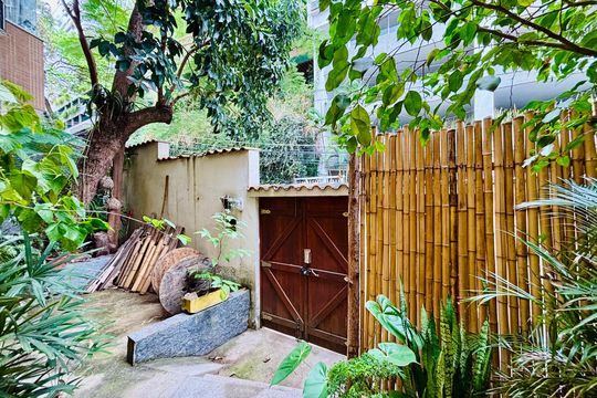 Casa para alugar com 2 quartos, 65m² em Humaitá, Rio de Janeiro