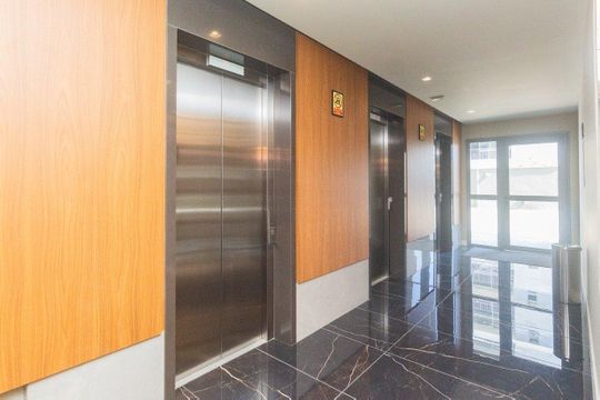 Área externa de apartamento para alugar com 1 quarto, 40m² em Passo d’Areia, Porto Alegre