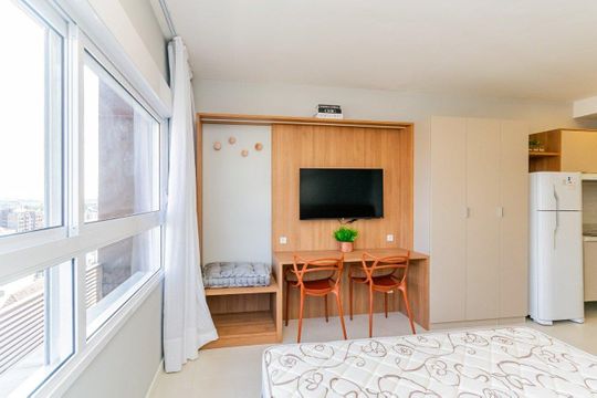 Sala de apartamento para alugar com 1 quarto, 40m² em Passo d’Areia, Porto Alegre