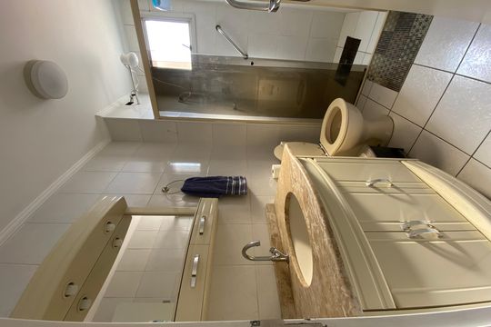 Banheiro de apartamento à venda com 2 quartos, 54m² em Jaguaré, São Paulo