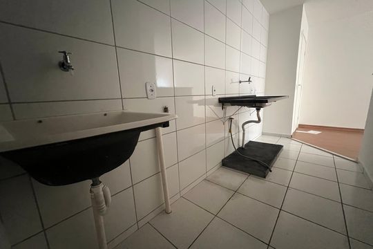 Área de Serviço e Cozinha de apartamento para alugar com 2 quartos, 44m² em Previdenciários, Juiz de Fora