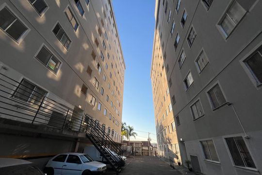 Fachada do bloco de apartamento para alugar com 2 quartos, 44m² em Previdenciários, Juiz de Fora