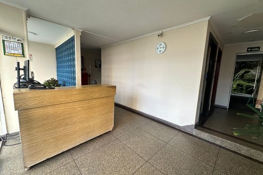 Hall de entrada de apartamento para alugar com 1 quarto, 90m² em Itararé, São Vicente