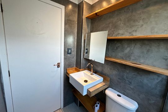 Banheiro de apartamento para alugar com 1 quarto, 90m² em Itararé, São Vicente