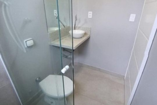 Banheiro de apartamento para alugar com 1 quarto, 30m² em Consolação, São Paulo