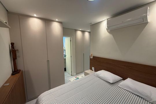 Quarto de apartamento para alugar com 2 quartos, 55m² em Vila Santa Maria, Poá