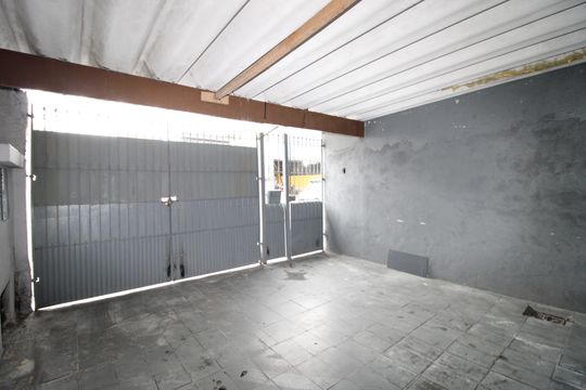 Garagem de casa para alugar com 3 quartos, 150m² em Vila Nova Curuca, São Paulo