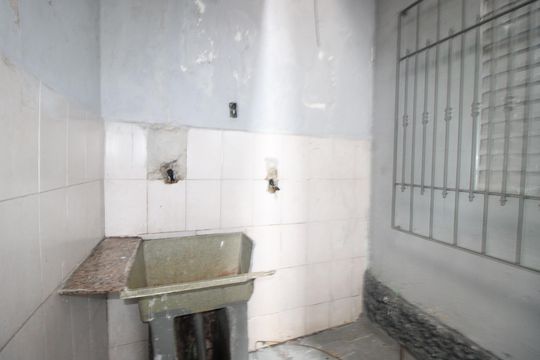 Área de Serviço de casa para alugar com 3 quartos, 150m² em Vila Nova Curuca, São Paulo