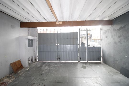 Garagem de casa para alugar com 3 quartos, 150m² em Vila Nova Curuca, São Paulo