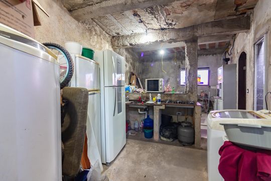 Cozinha  de casa à venda com 3 quartos, 50m² em Padroeira, Osasco