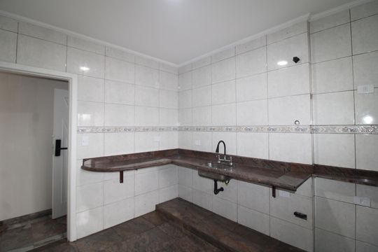 Cozinha de apartamento para alugar com 2 quartos, 77m² em Vila Nova Cachoeirinha, São Paulo