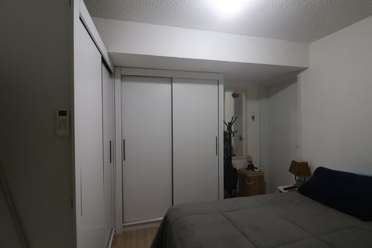 Quarto  de apartamento à venda com 1 quarto, 43m² em Centro, Canoas
