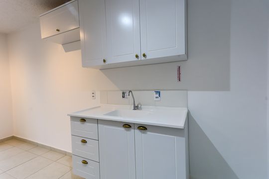 Kitnet cozinha  de kitnet/studio para alugar com 1 quarto, 28m² em Morumbi, São Paulo