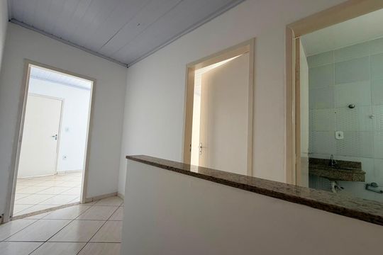 Corredor de casa para alugar com 2 quartos, 105m² em Parque Rio Branco, Campos dos Goytacazes