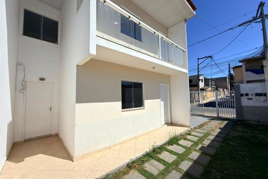 Área externa de casa para alugar com 2 quartos, 105m² em Parque Rio Branco, Campos dos Goytacazes
