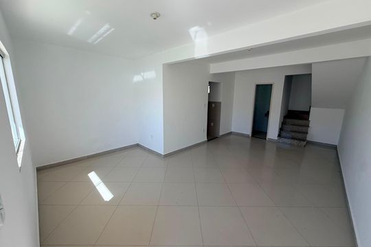 Sala de casa para alugar com 2 quartos, 105m² em Parque Rio Branco, Campos dos Goytacazes