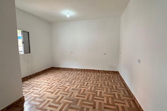 Casa para alugar com 1 quarto, 26m² em Jardim Capelinha, São Paulo