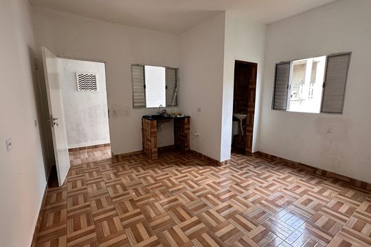 Casa para alugar com 1 quarto, 26m² em Jardim Capelinha, São Paulo