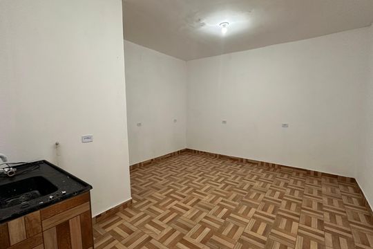 Casa para alugar com 1 quarto, 26m² em Jardim Capelinha, São Paulo