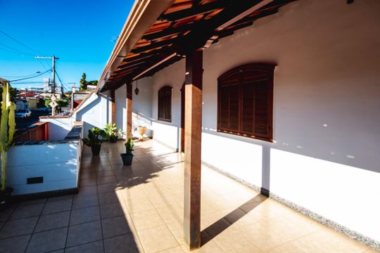 Sala de Jantar de casa à venda com 7 quartos, 360m² em Dom Silverio, Belo Horizonte