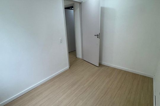 Quarto de apartamento à venda com 2 quartos, 50m² em Recreio dos Bandeirantes, Rio de Janeiro